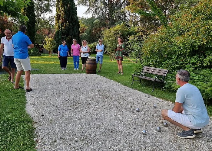 Les Granges Hautes D'hotes De Charme Proche Sarlat Pensión Saint-Crépin-et-Carlucet